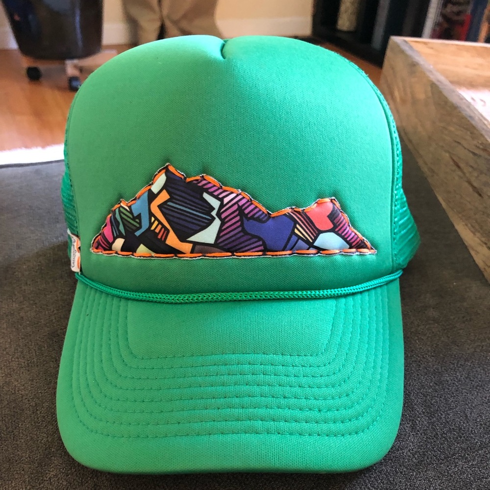 New mountain Alliecap hat